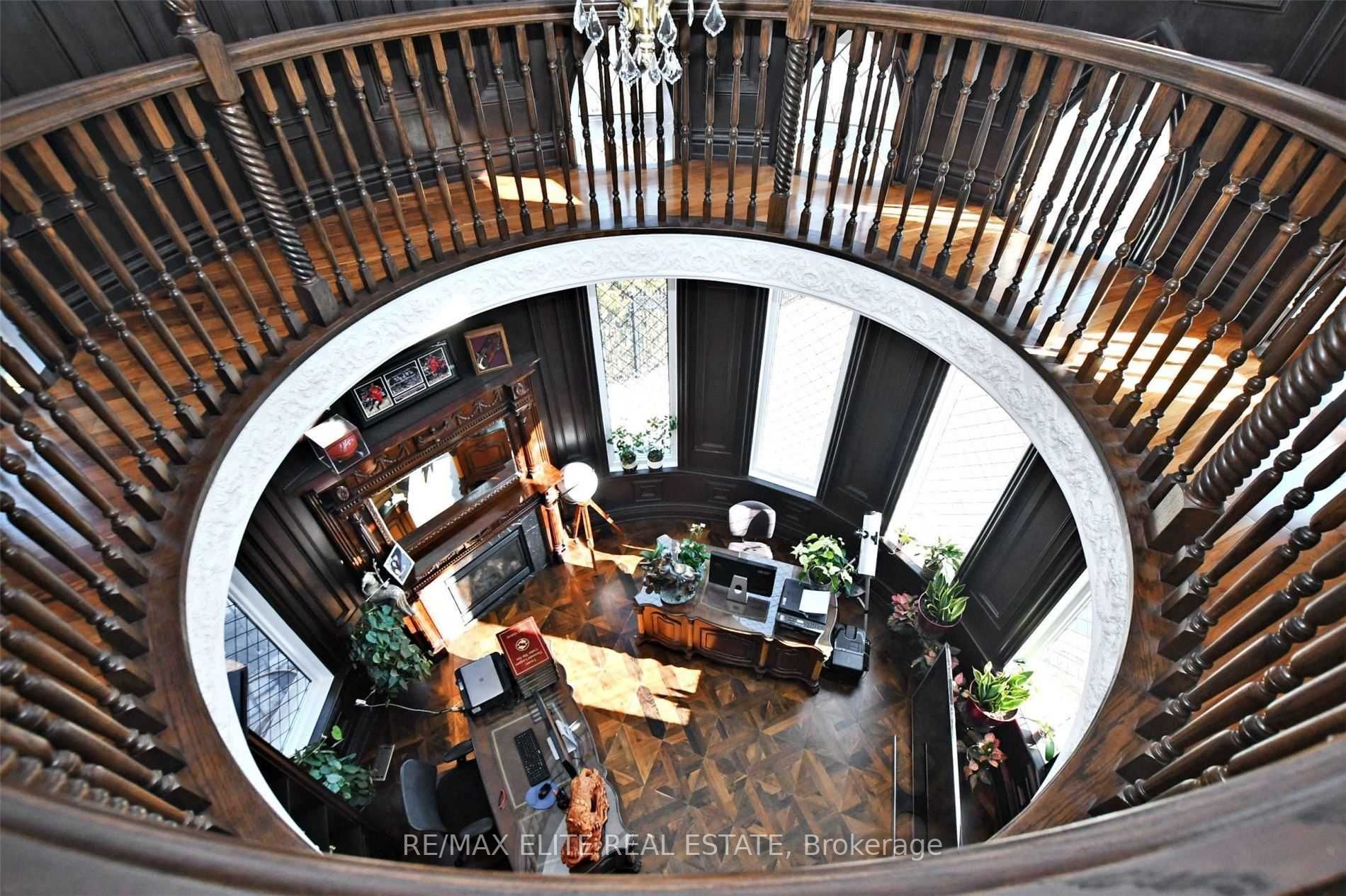 68 Davidson Dr