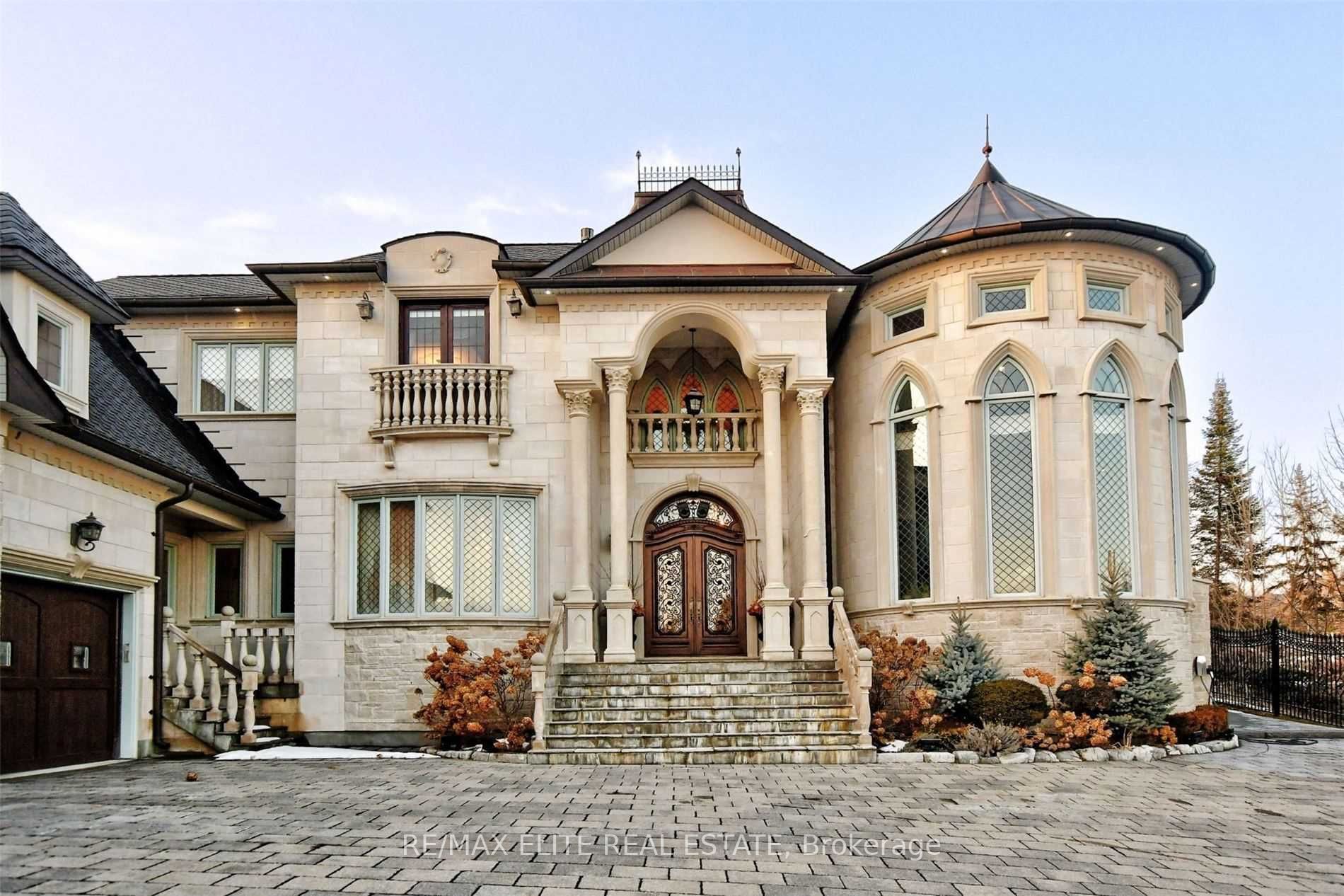 68 Davidson Dr