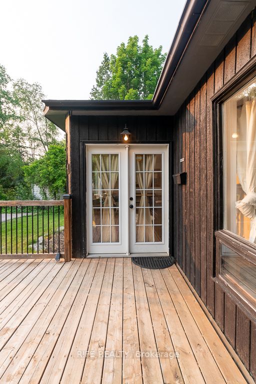 115 Everton Dr W