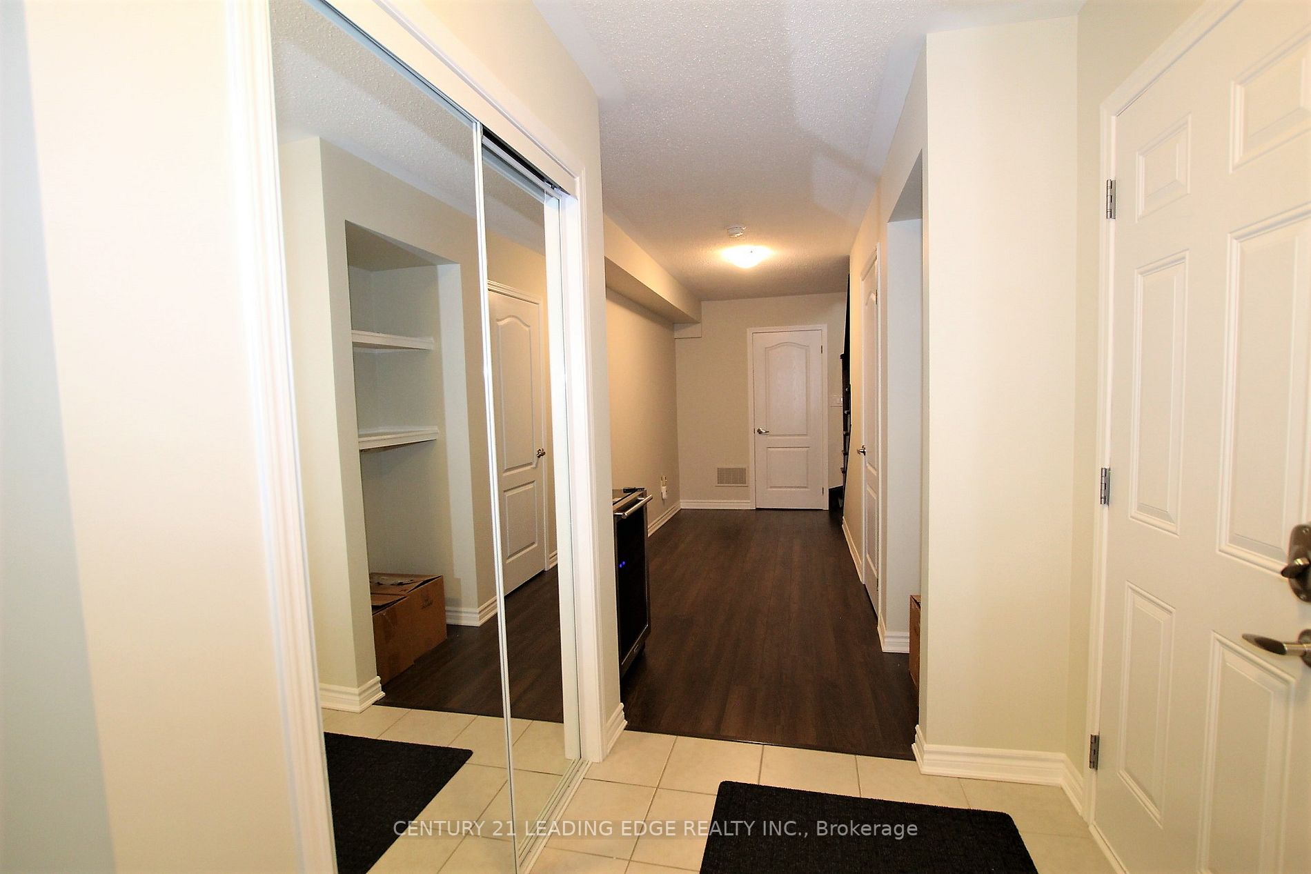 27 Minlow Way