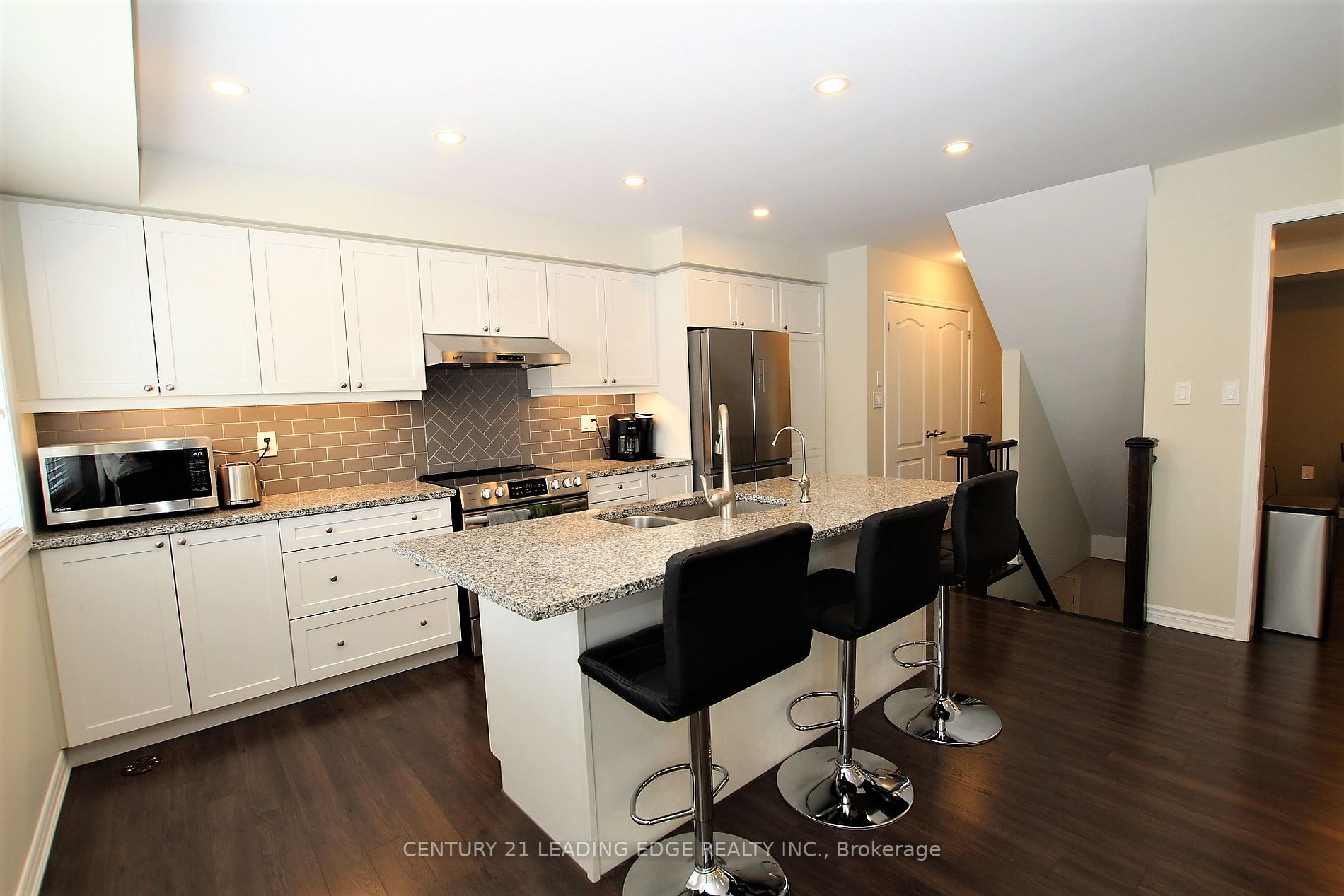27 Minlow Way