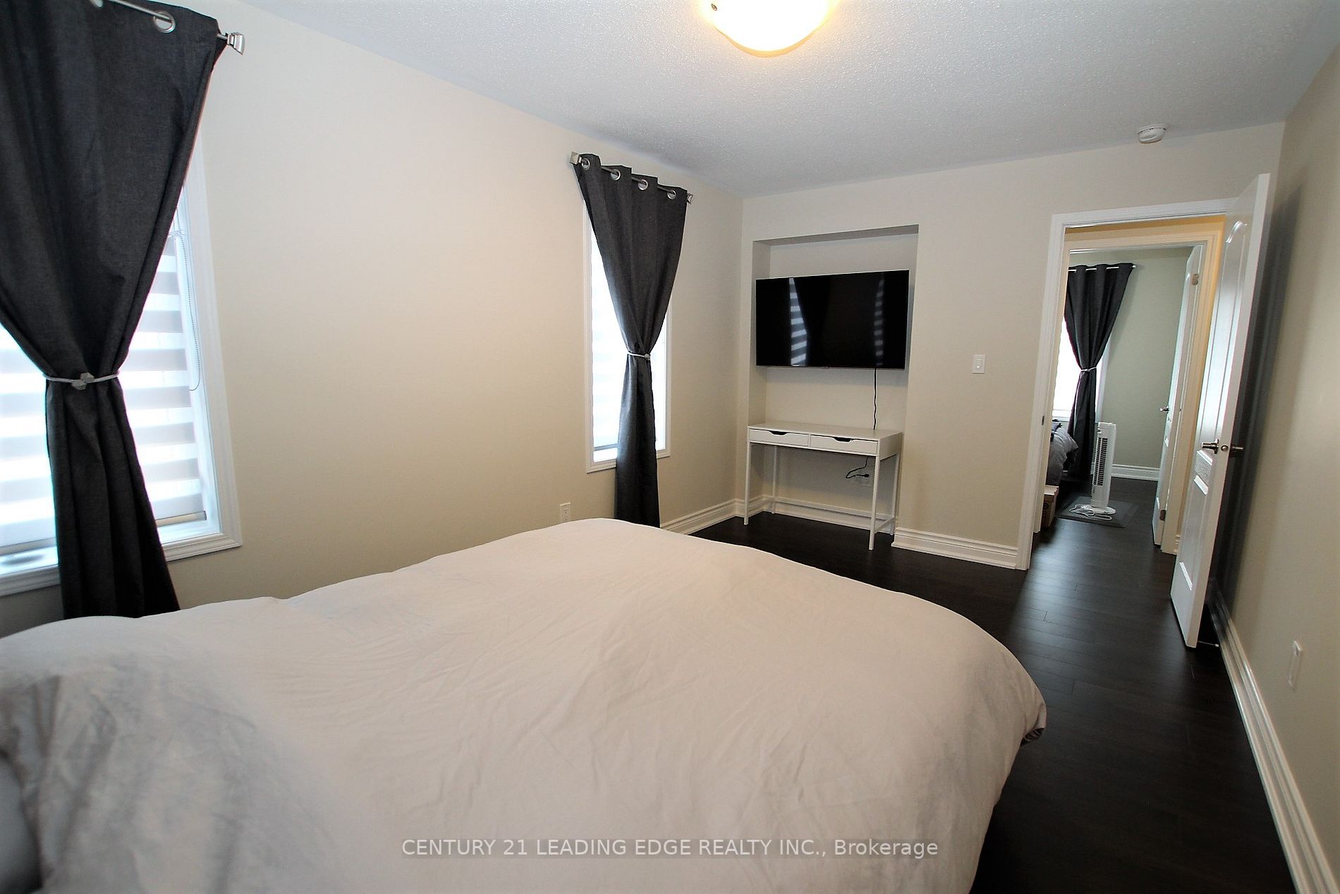 27 Minlow Way