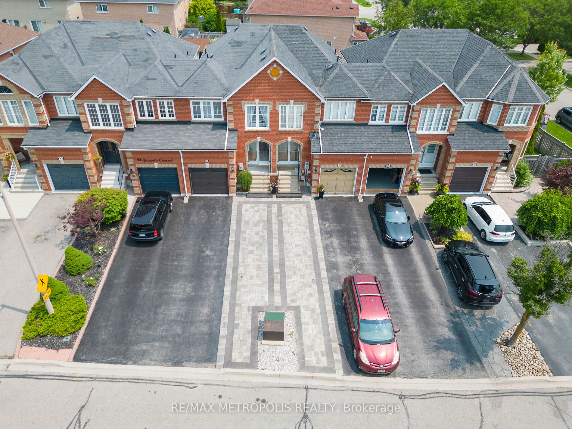 96 Giancola Cres