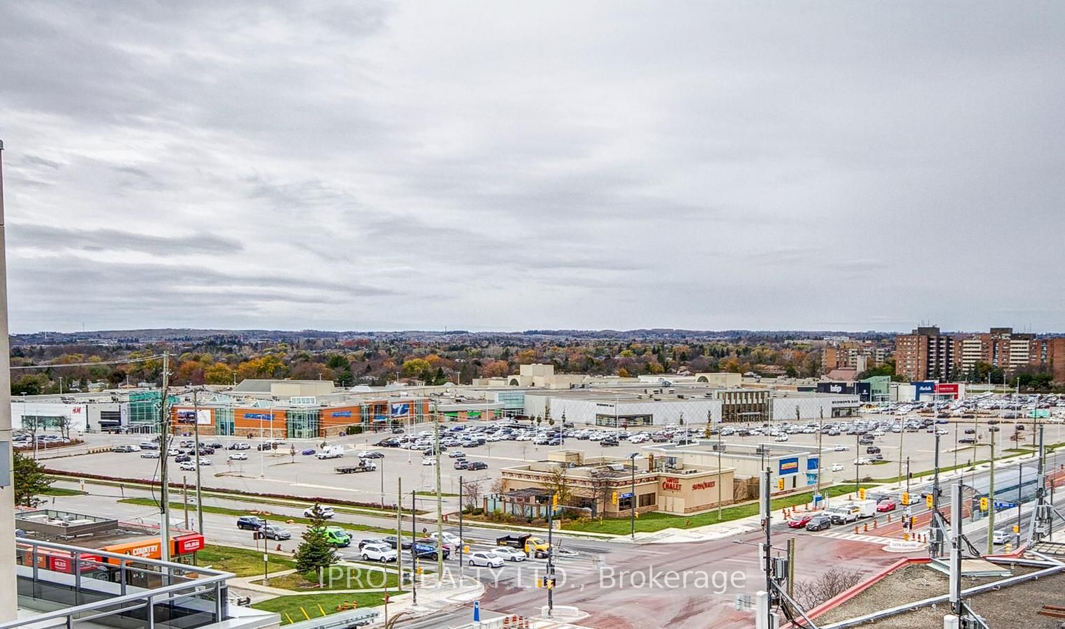 9201 Yonge St, #802