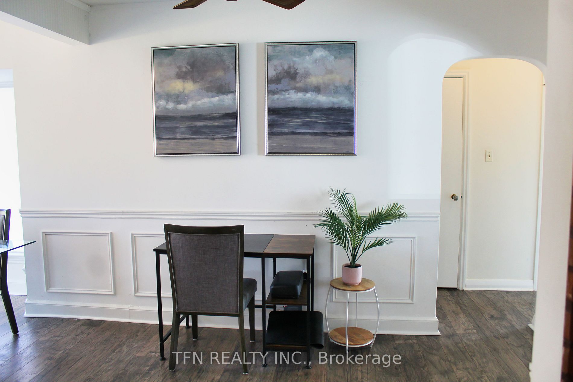 2410 King Rd