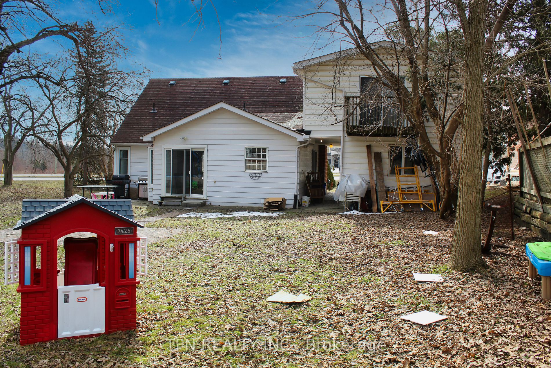 2410 King Rd