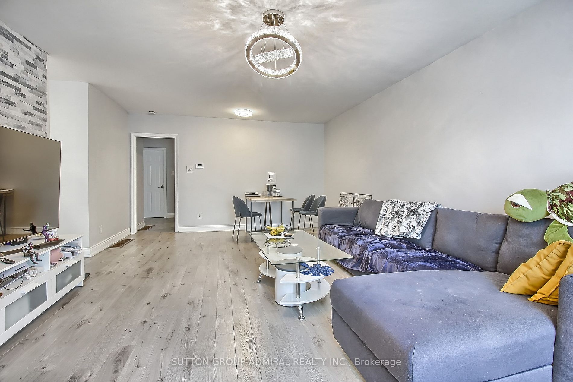 211 Axminster Drive