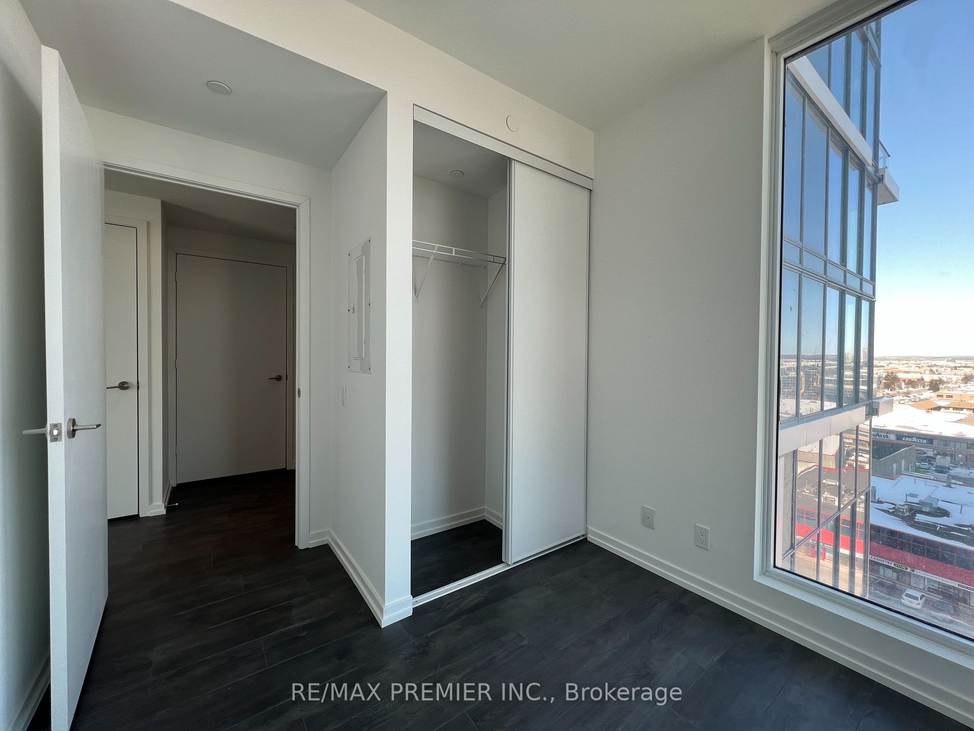 1000 Portage Parkway, #905