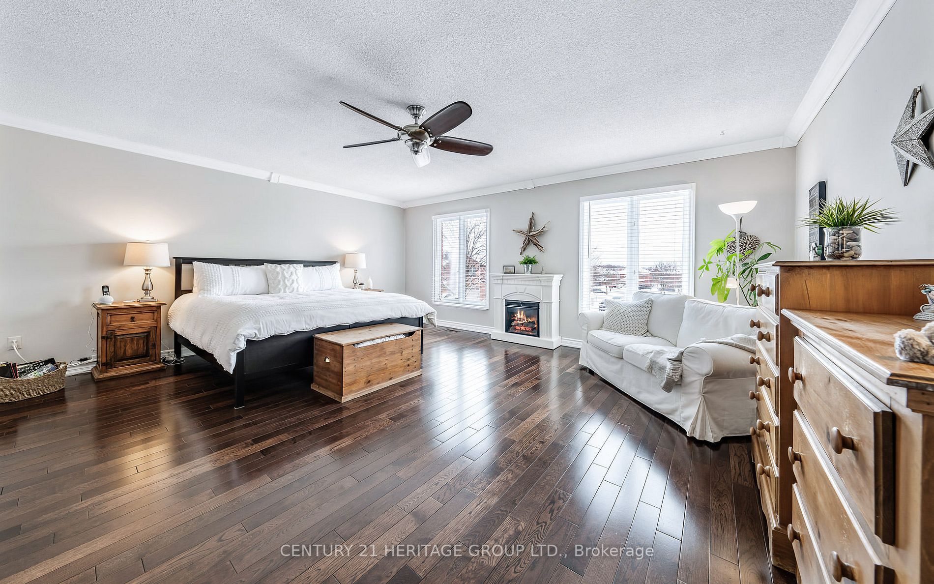 246 Jelley Ave