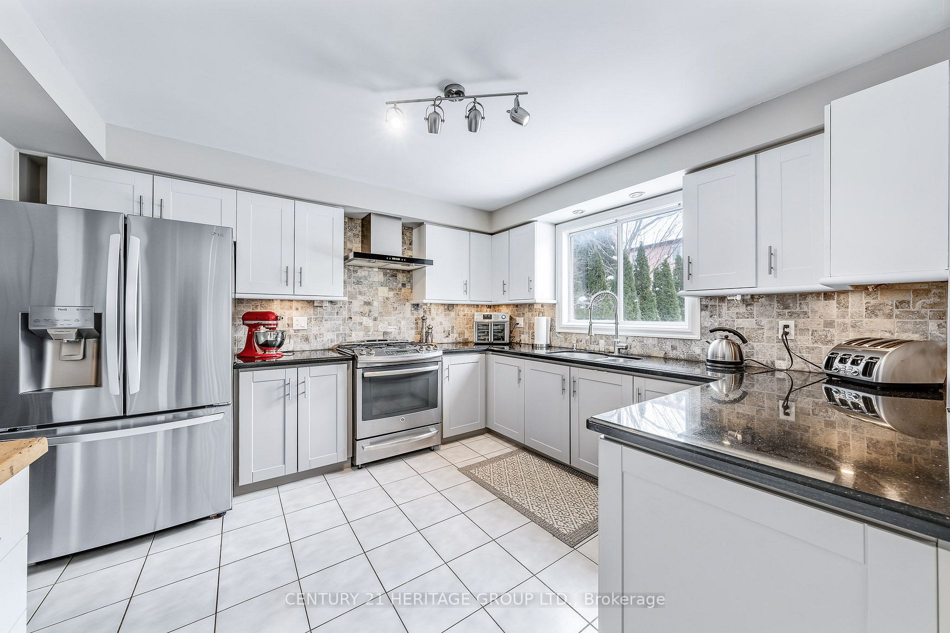 246 Jelley Ave
