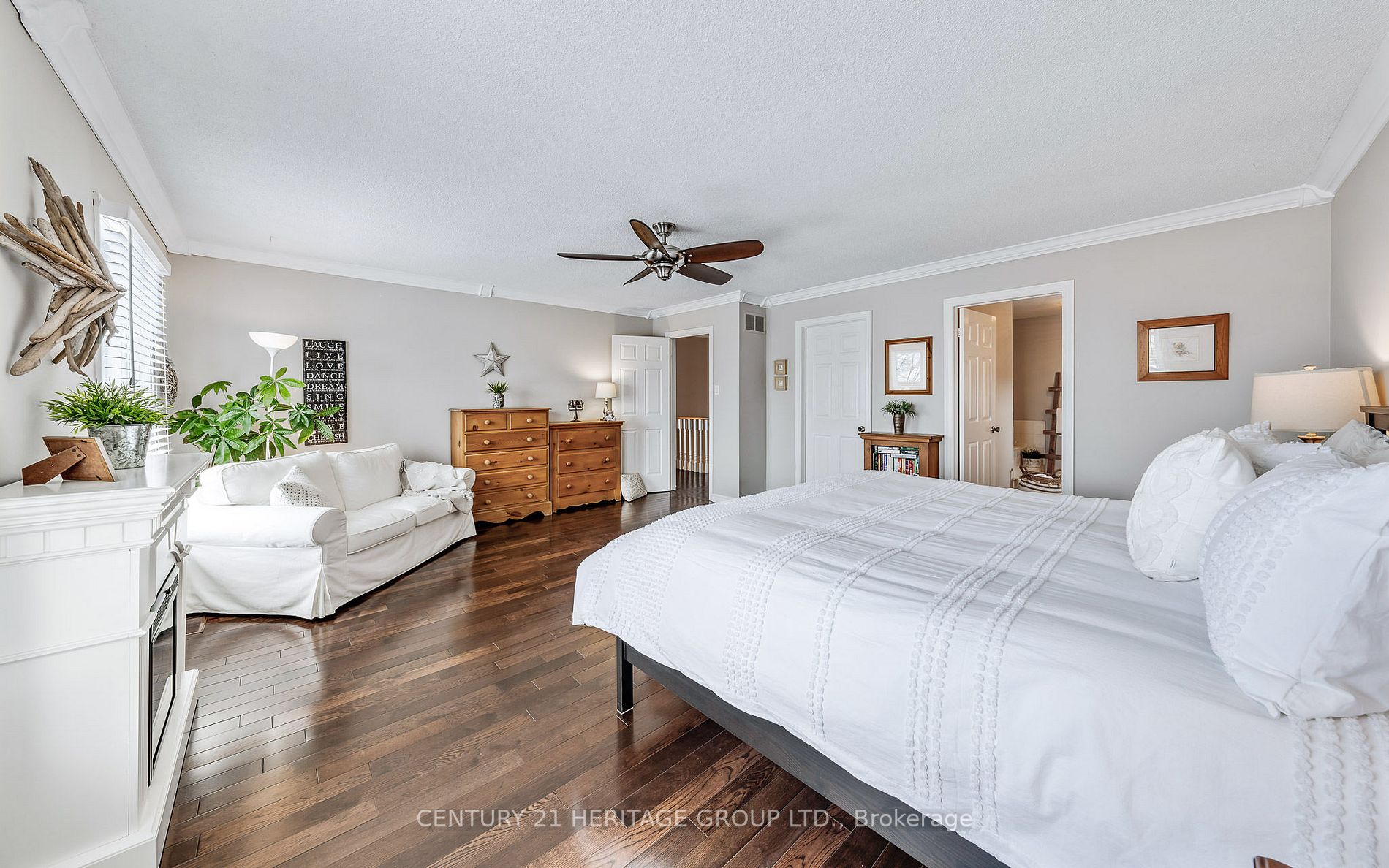 246 Jelley Ave