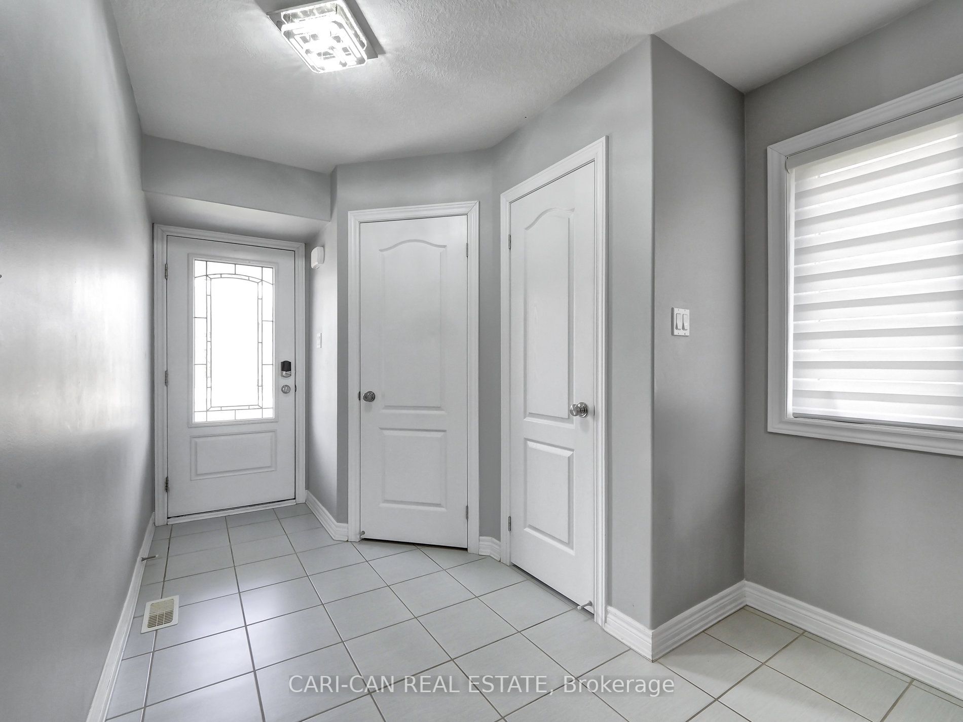 187 Hutchinson Dr