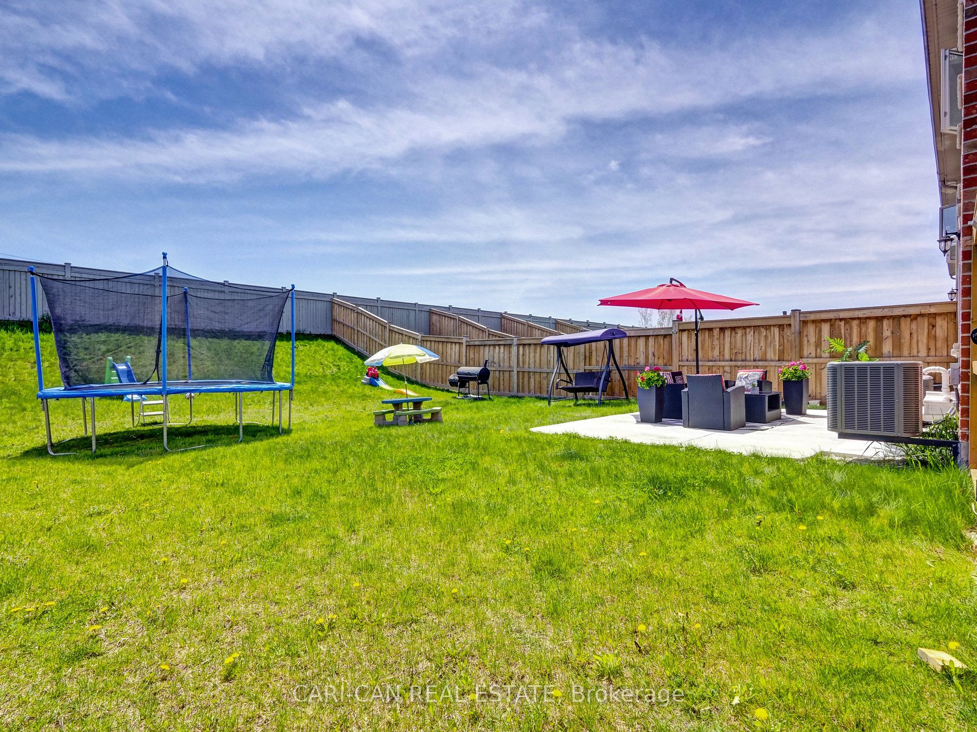 187 Hutchinson Dr