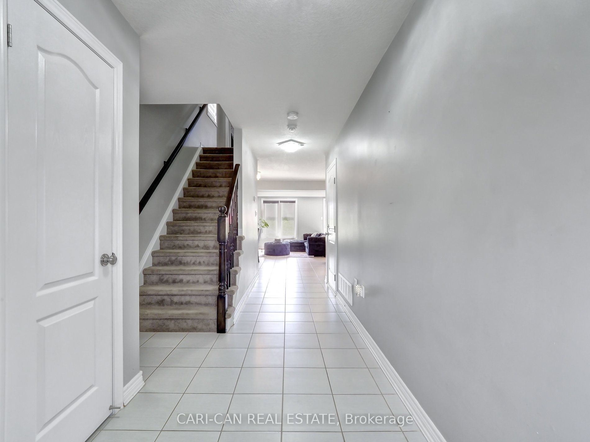 187 Hutchinson Dr