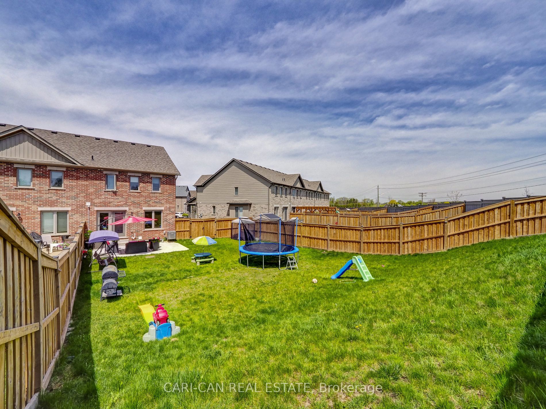 187 Hutchinson Dr