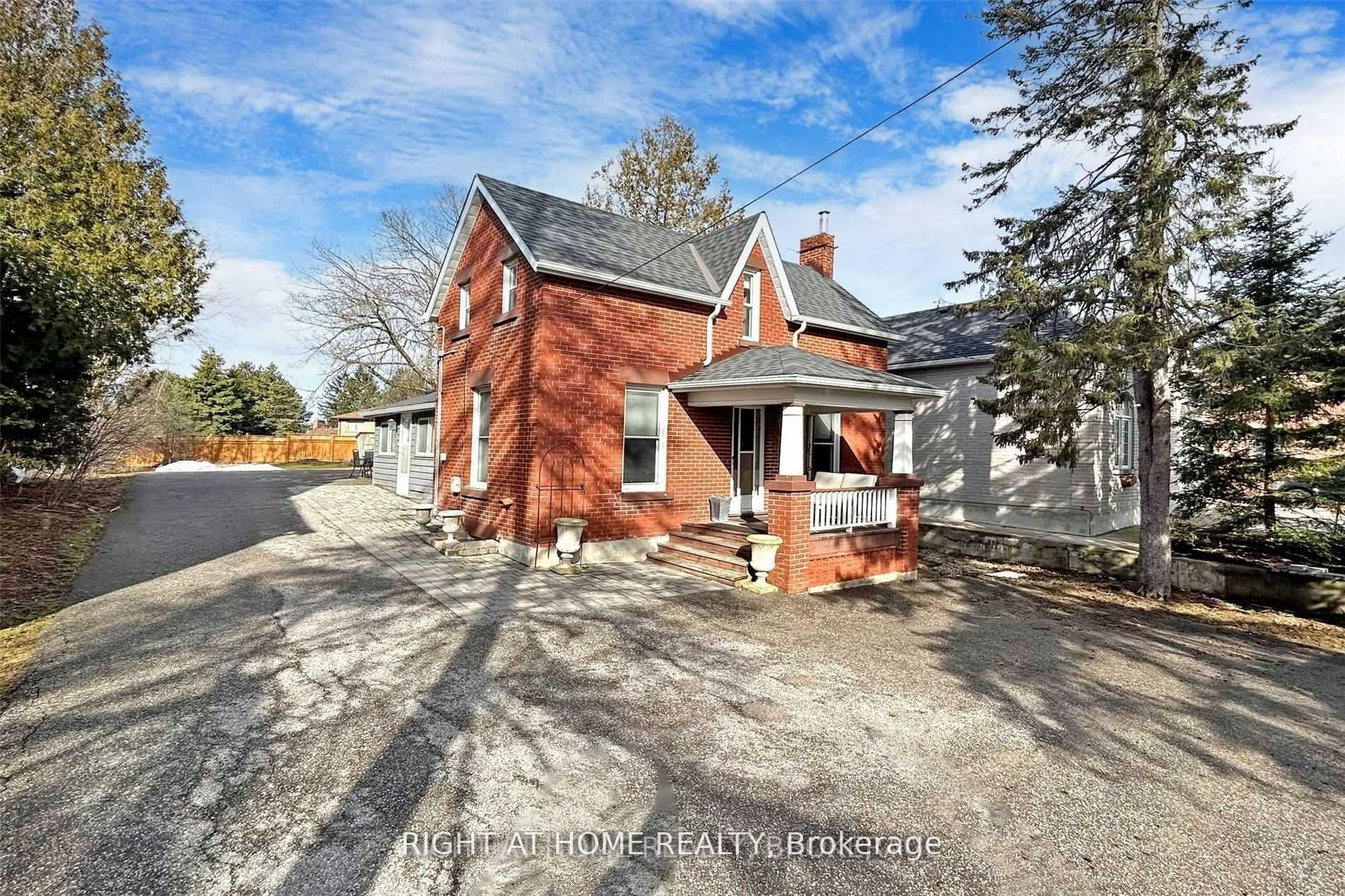 13066 Keele St