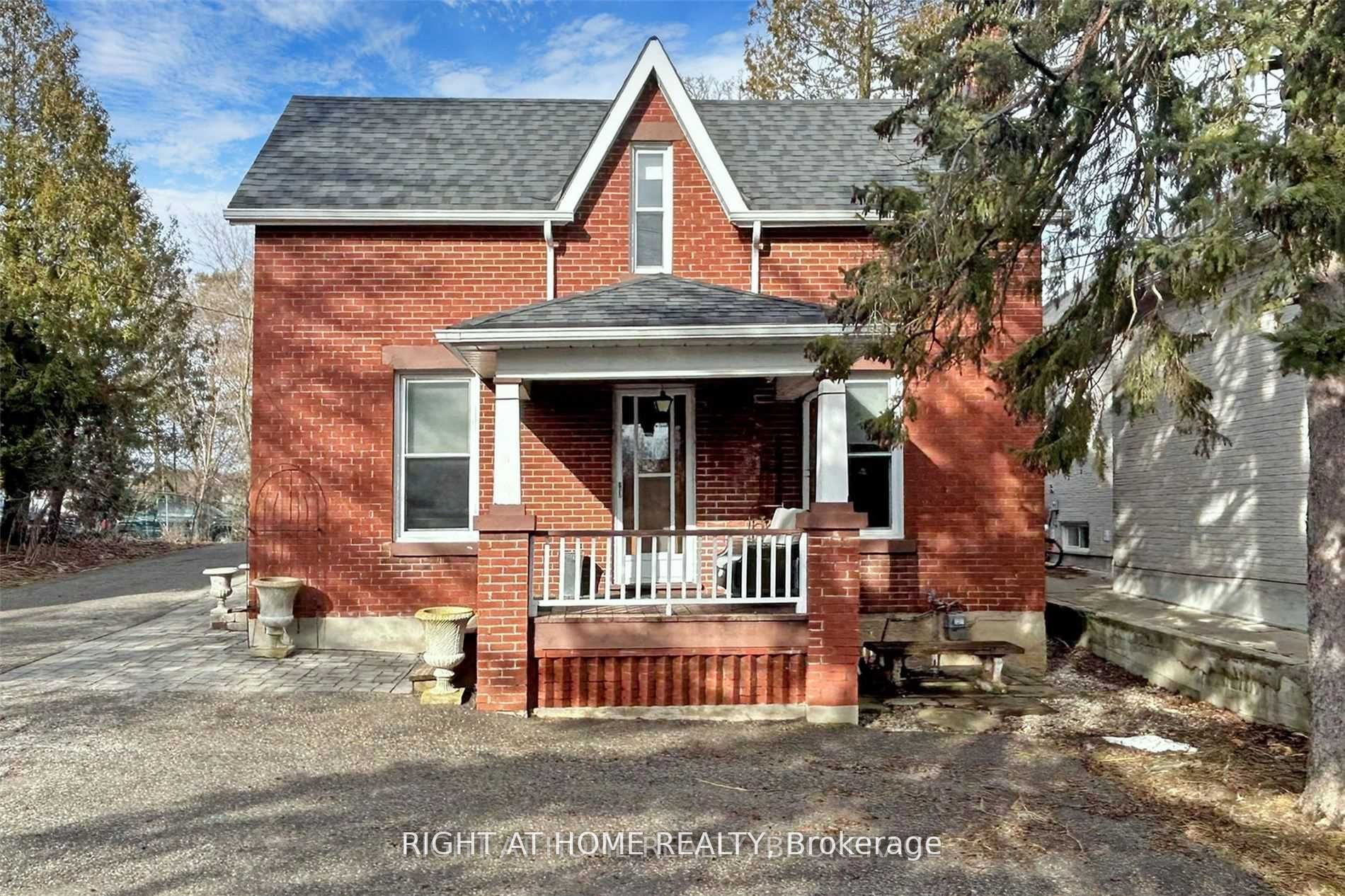 13066 Keele St