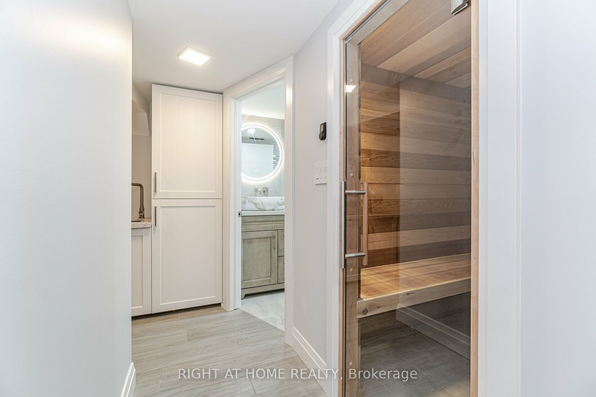 6 Cedar Crescent