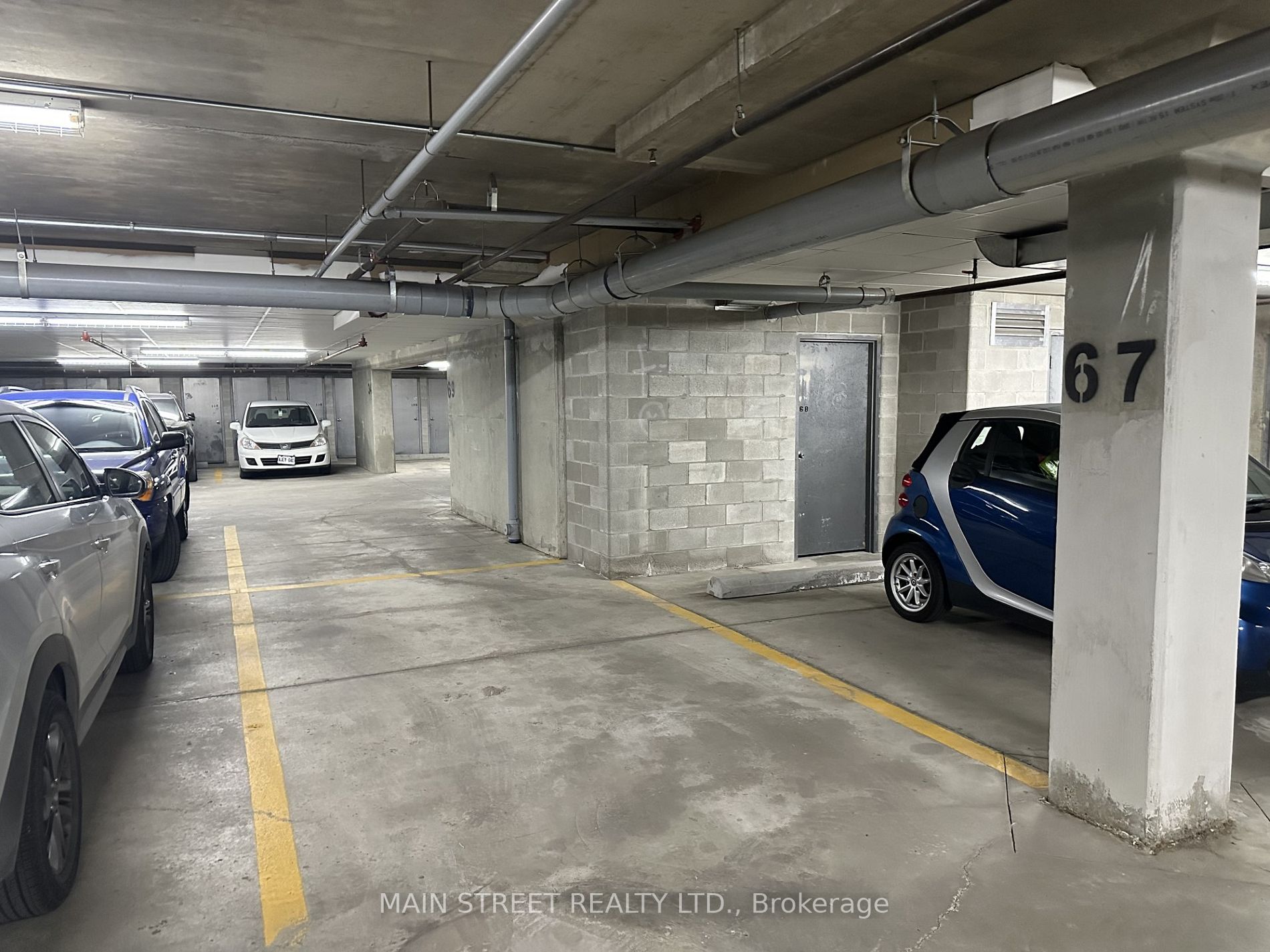 15450 Yonge Street #304