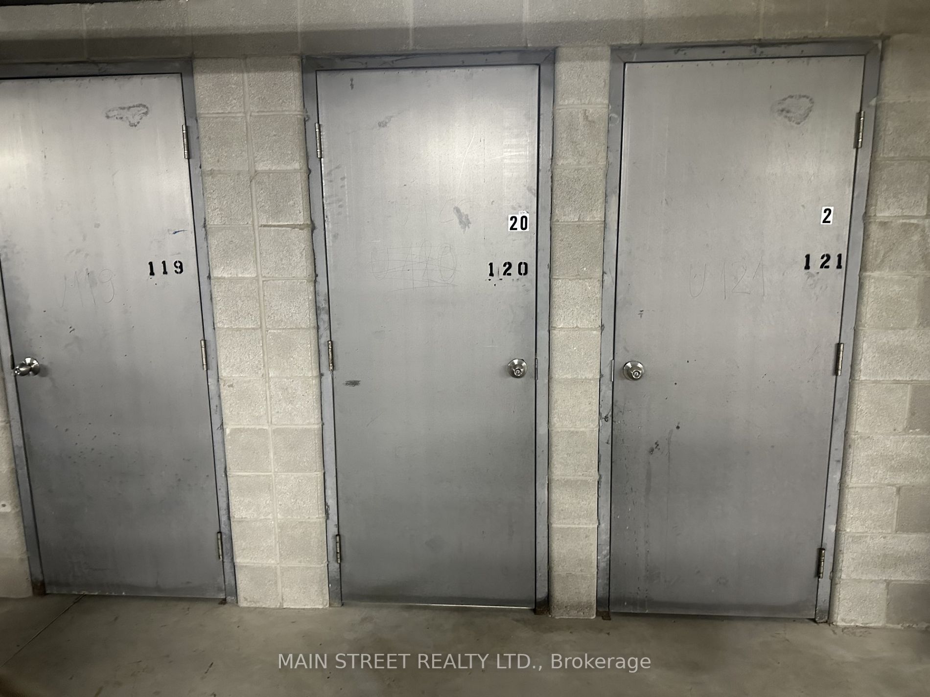 15450 Yonge Street #304