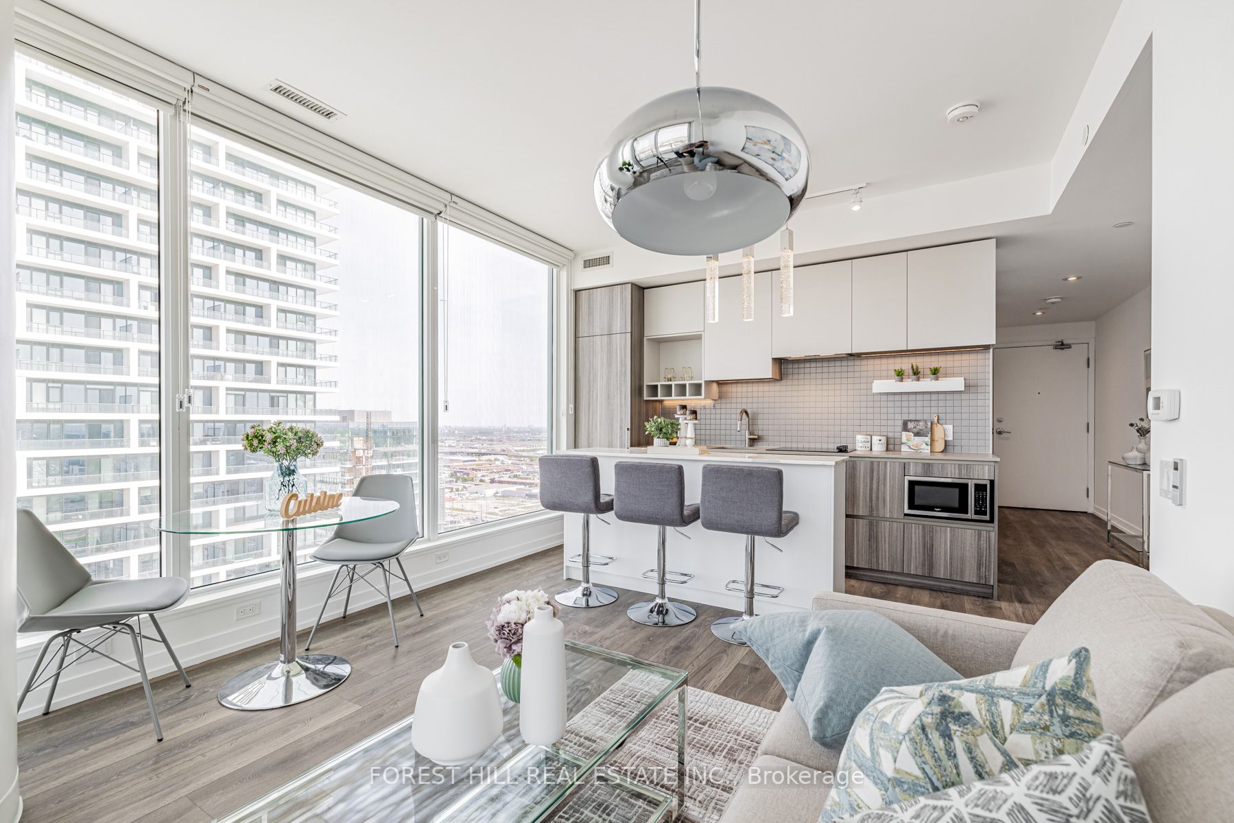 898 Portage Parkway, #4502