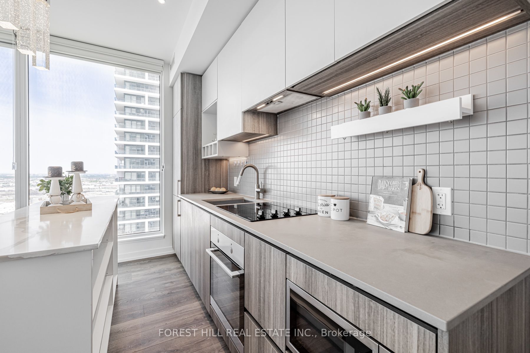 898 Portage Parkway, #4502