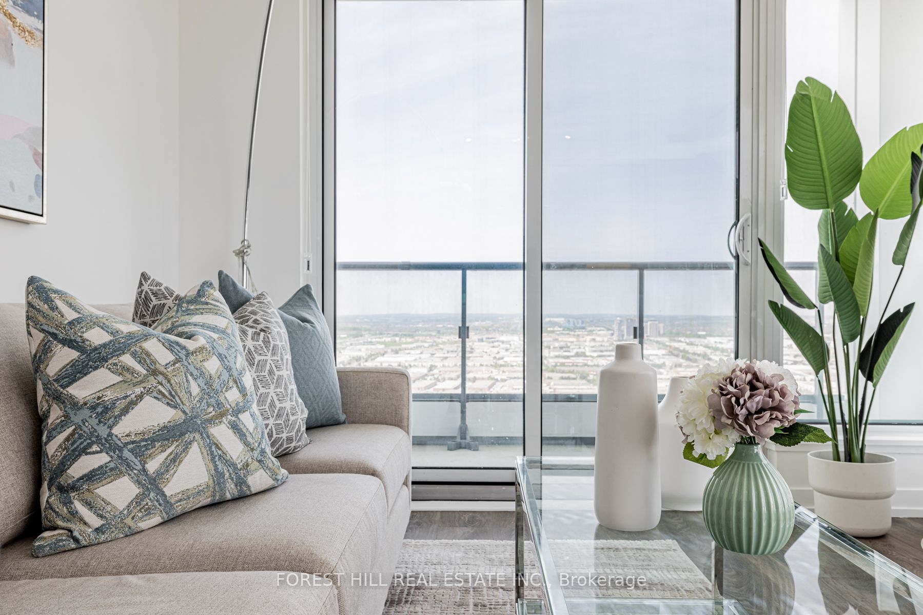 898 Portage Parkway, #4502