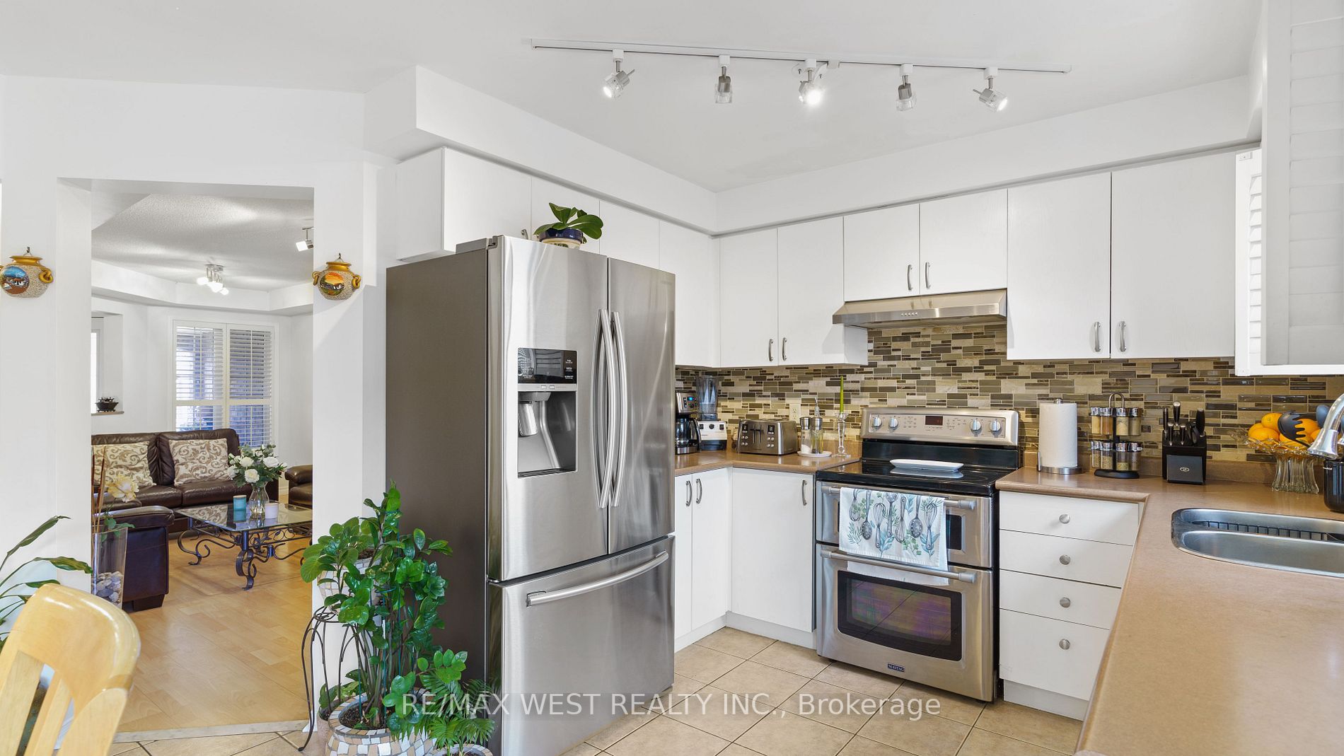 16 Piazza Cres