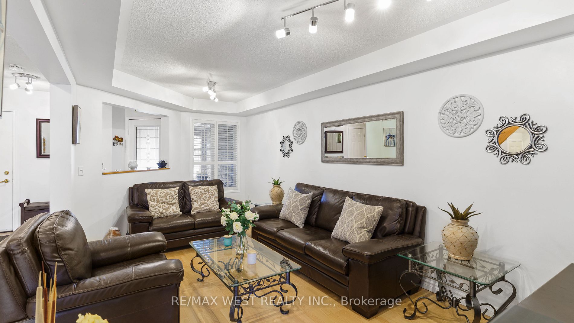 16 Piazza Cres