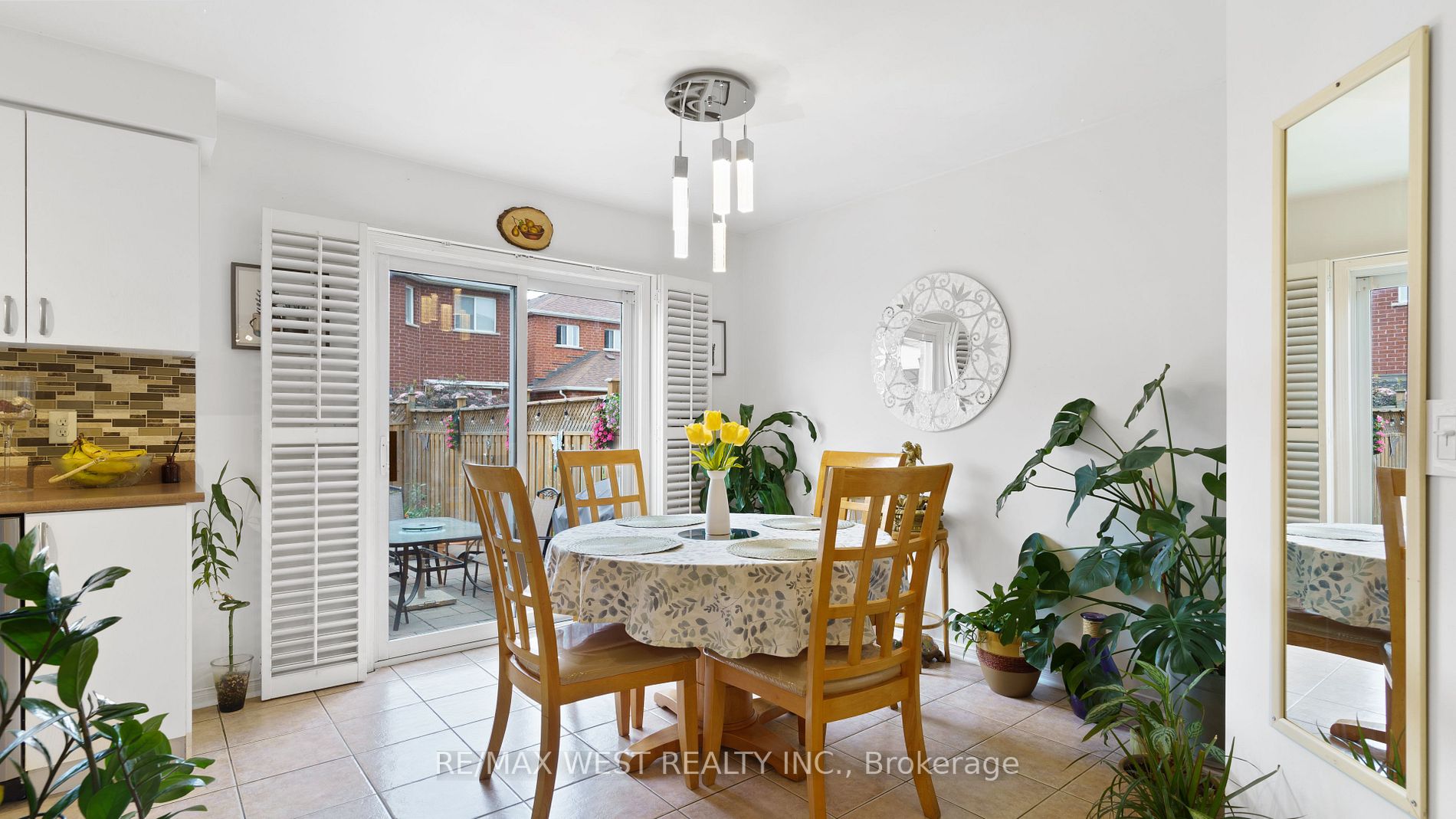 16 Piazza Cres