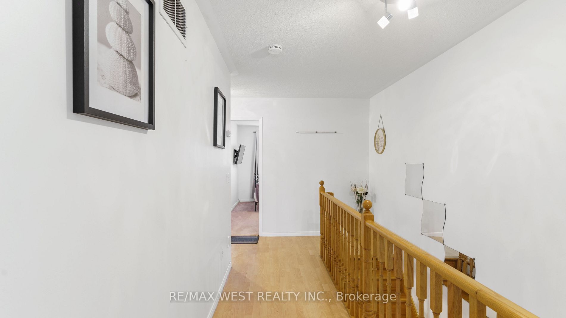 16 Piazza Cres
