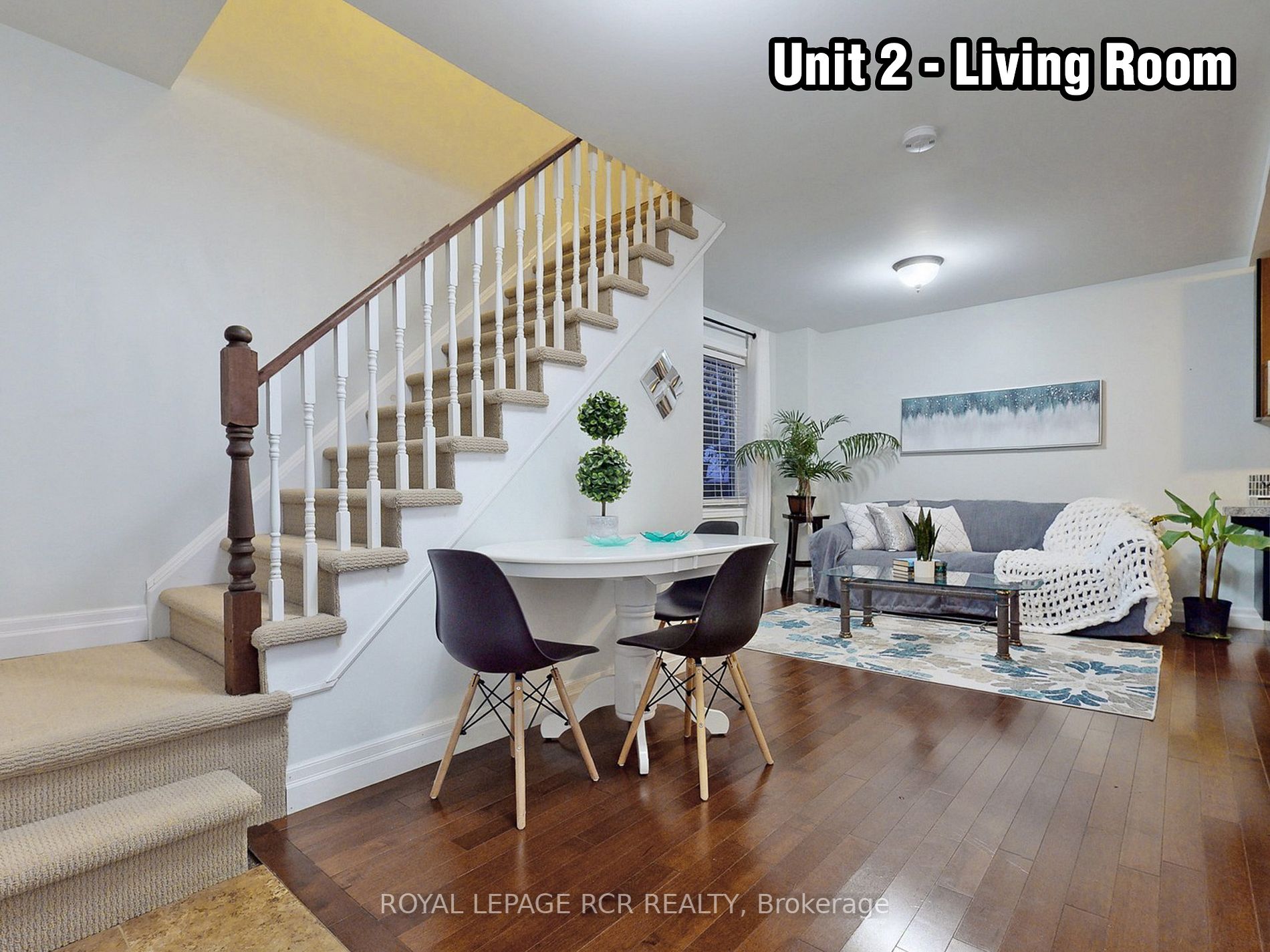 37 Victoria Dr S