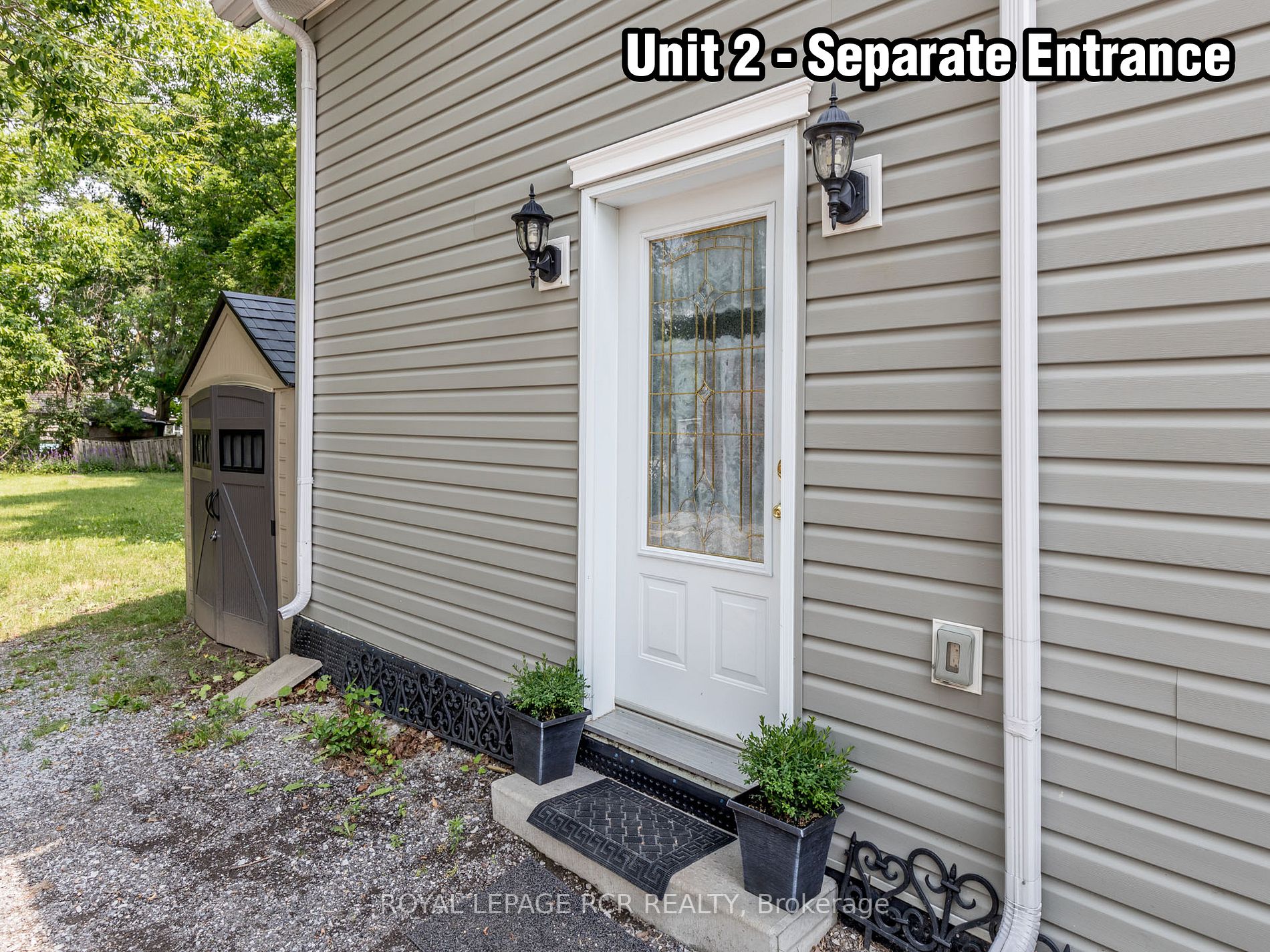 37 Victoria Dr S