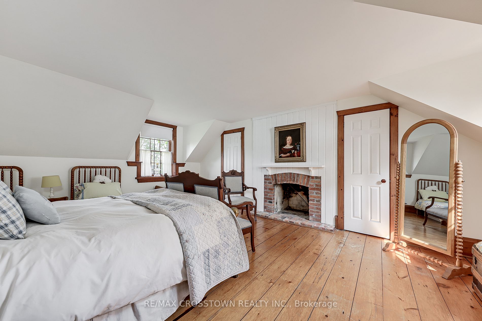 219 Bayshore Road