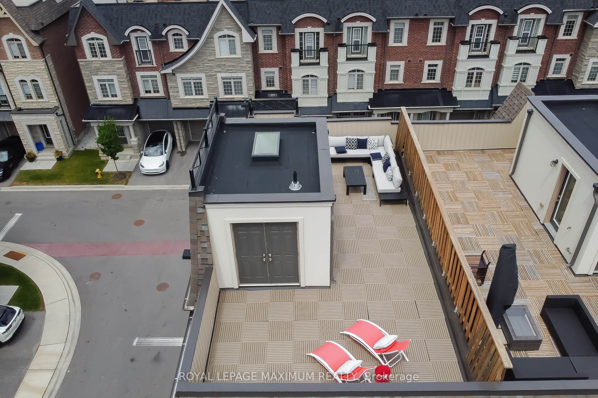 37 Ingleside St