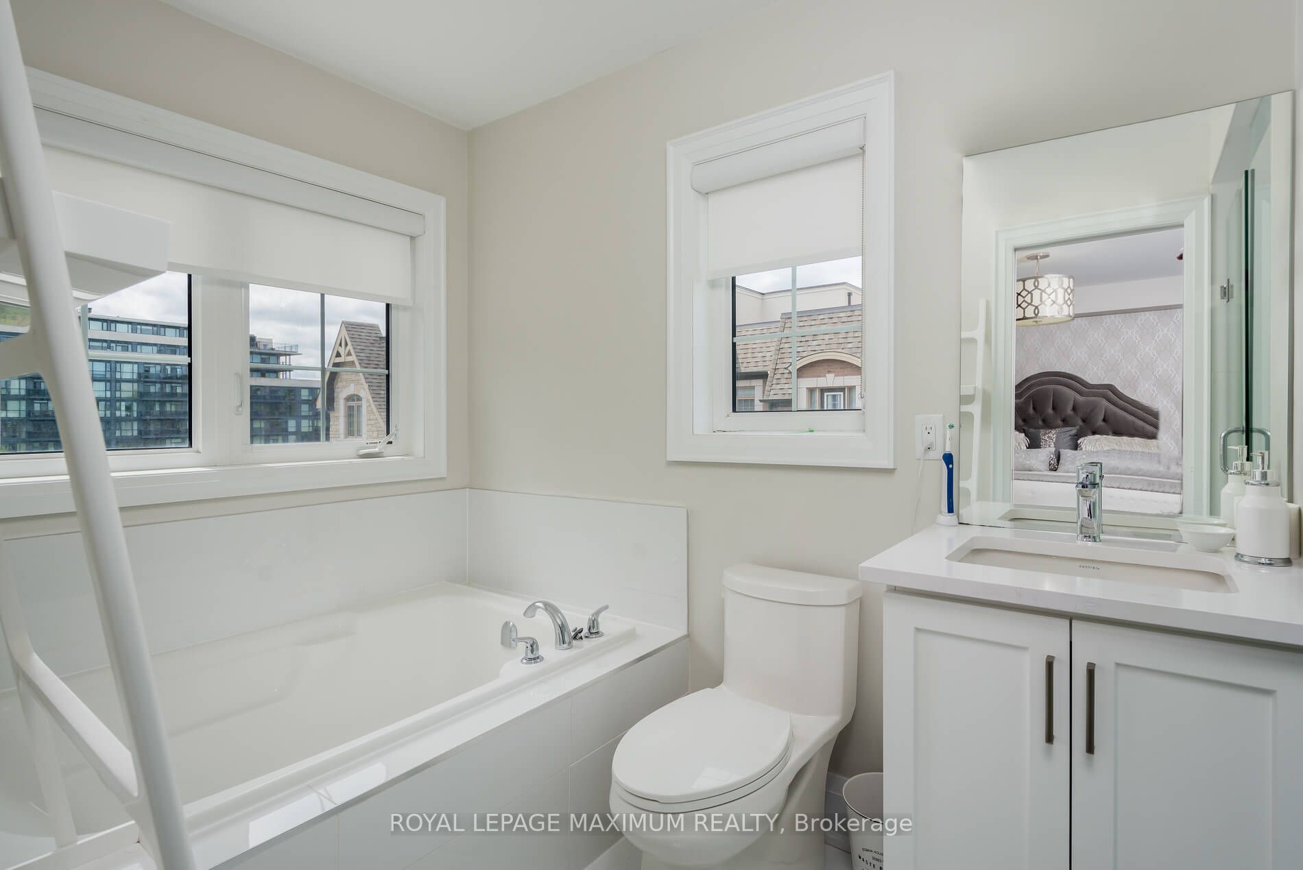 37 Ingleside St
