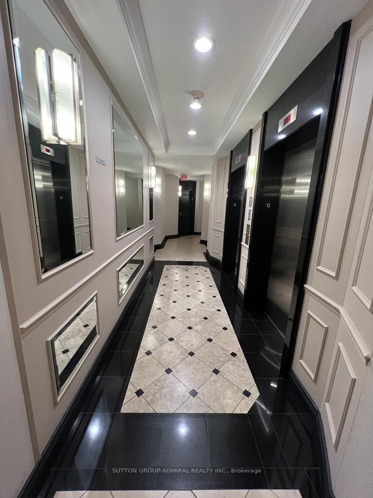 1 Emerald Lane, #506