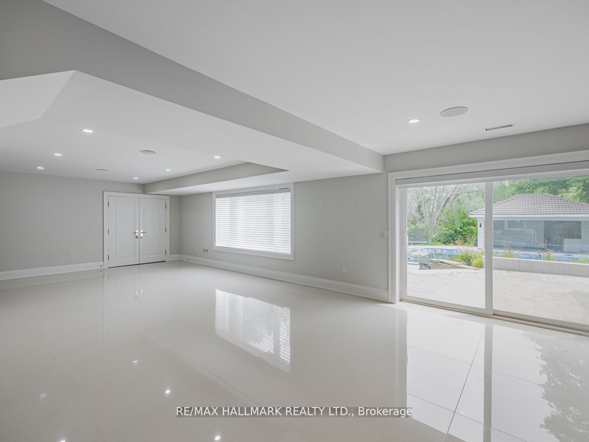 470 Warren Rd