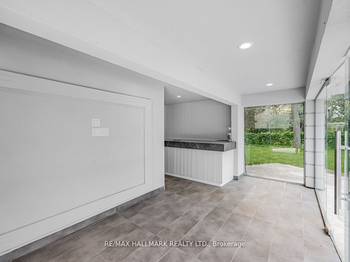 470 Warren Rd