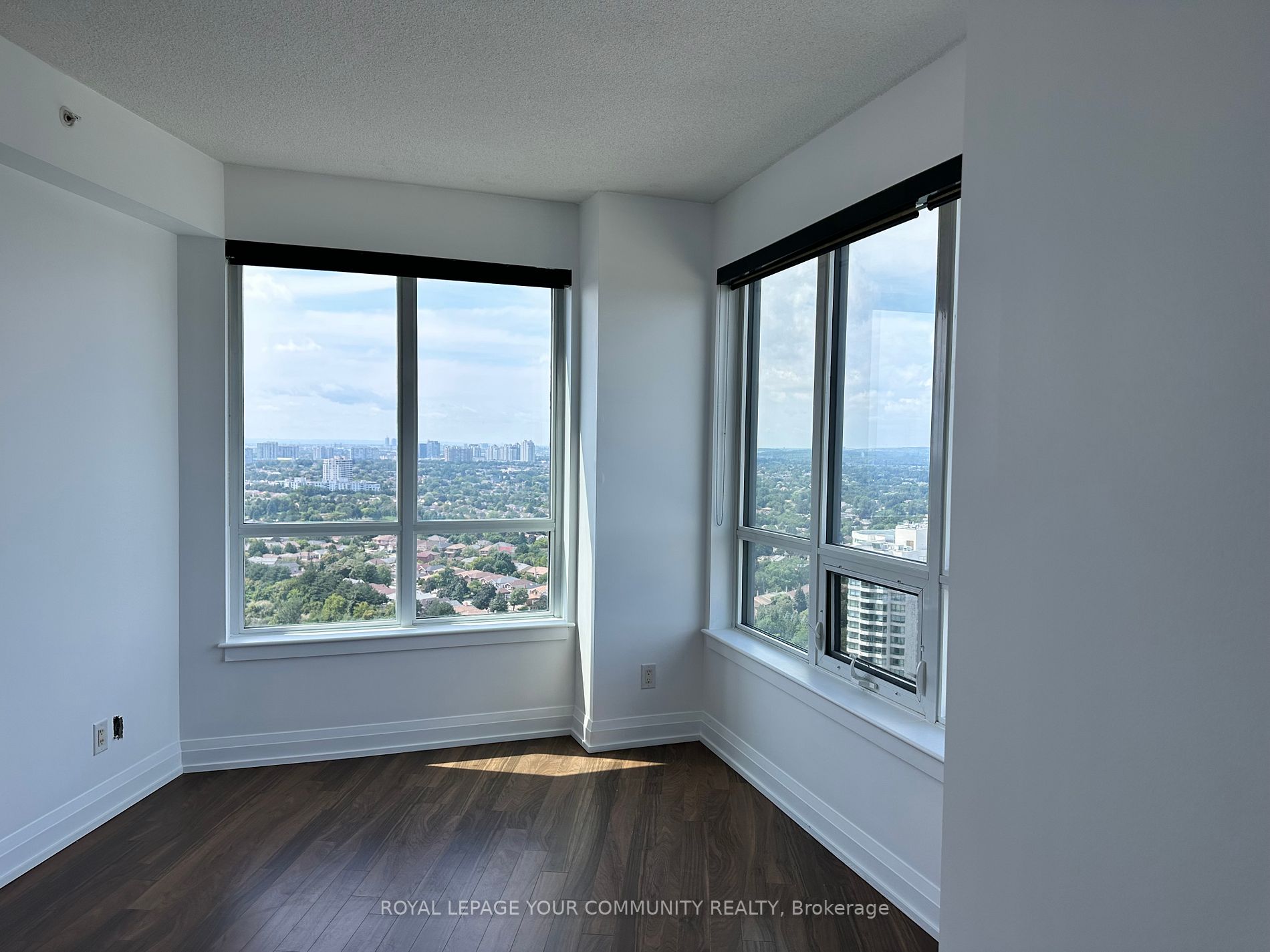 7171 Yonge St, #2207