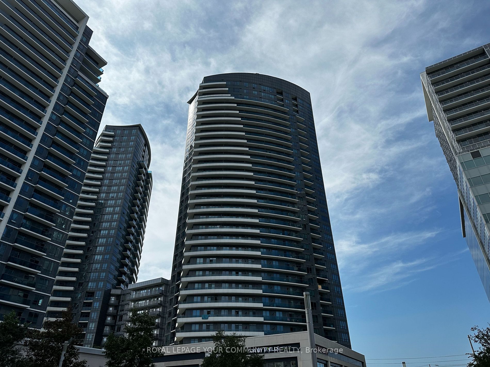 7171 Yonge St, #2207