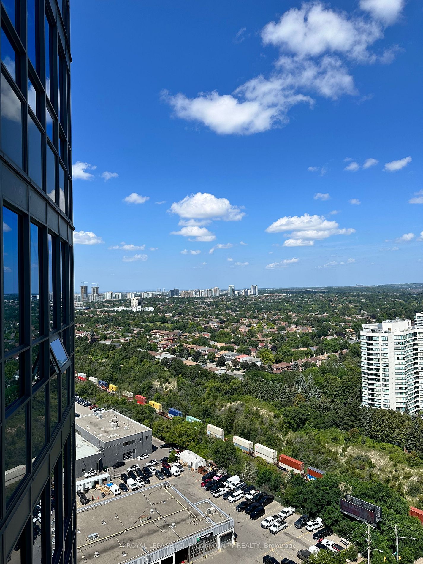 7171 Yonge St, #2207