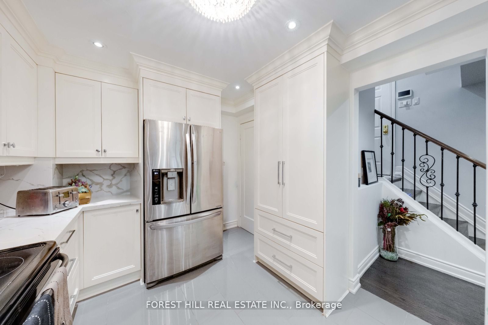 100 Arbors Lane, #5