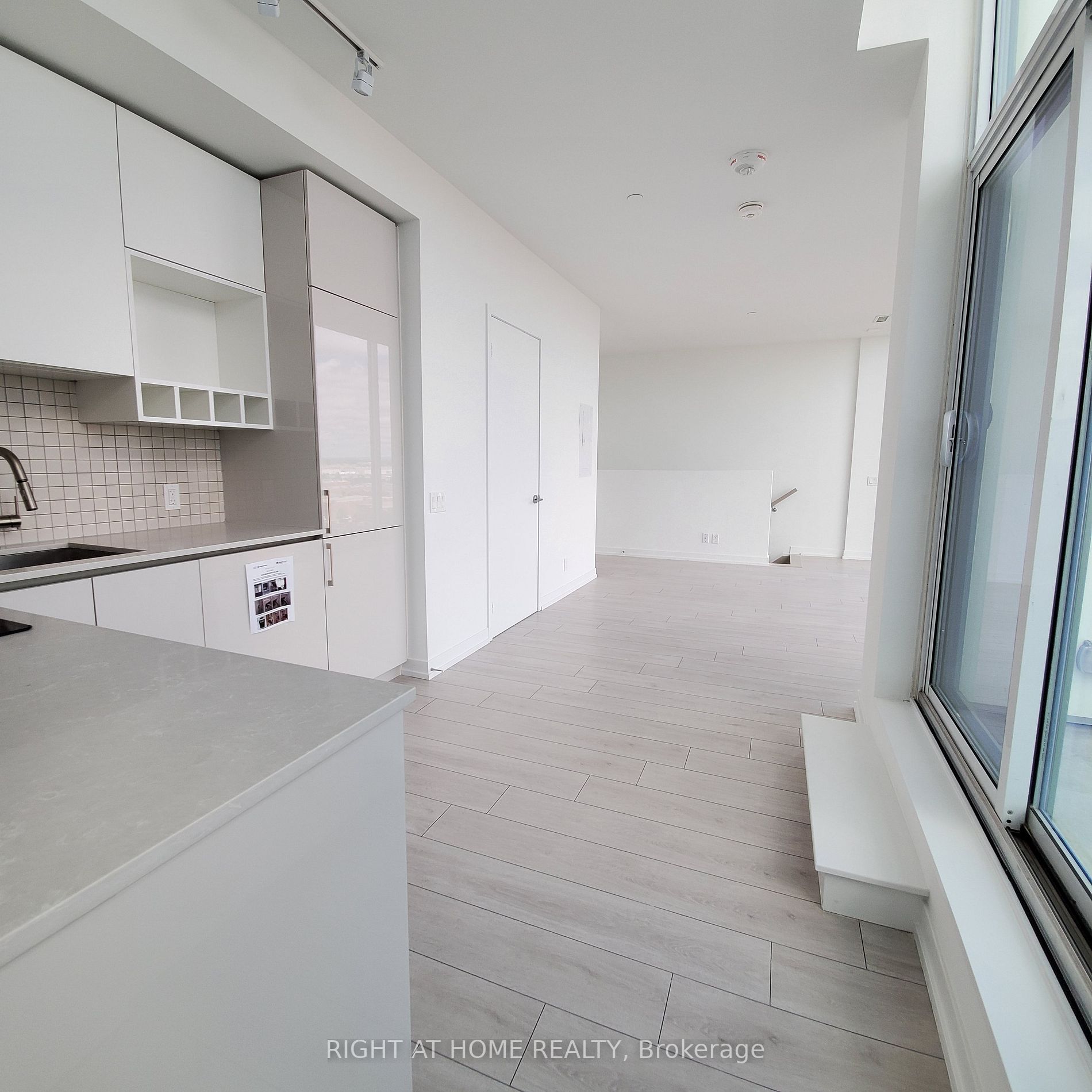 950 Portage Parkway #808
