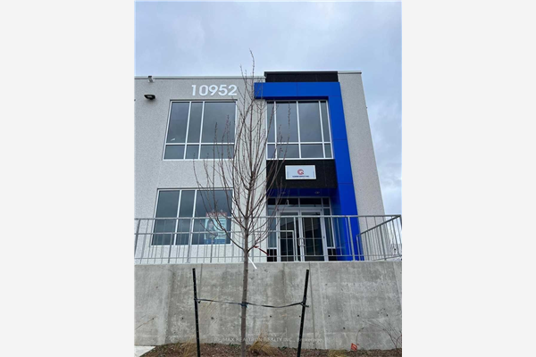 10952 Woodbine Ave, Markham