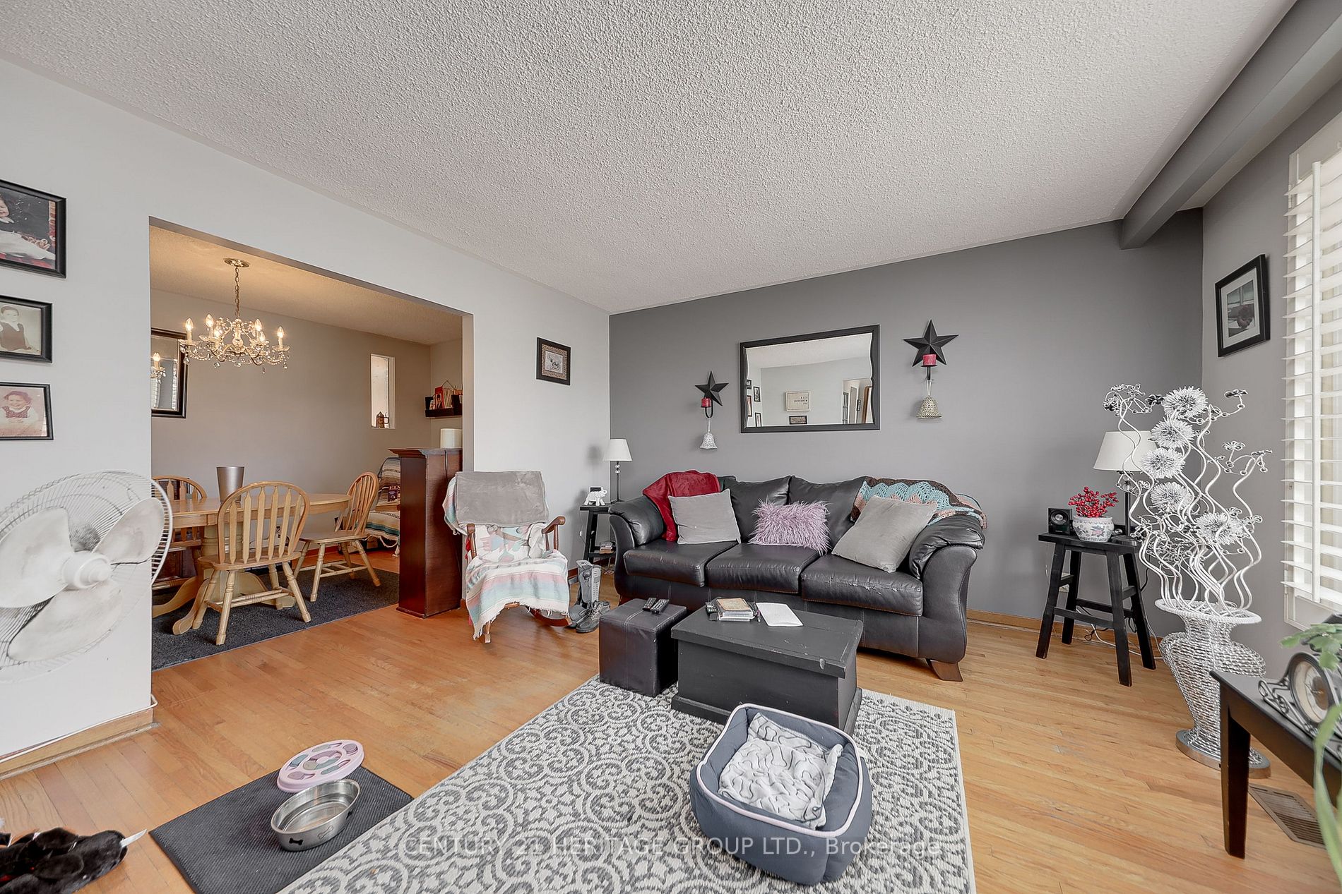 128 Centre St