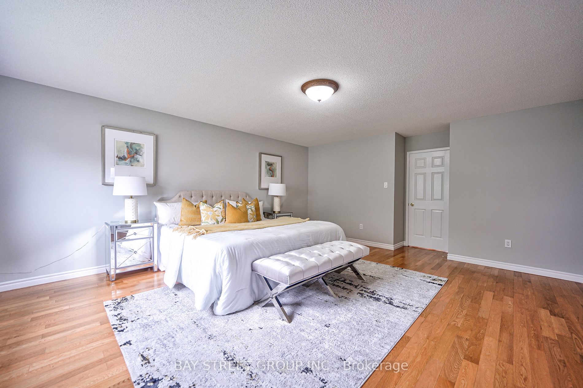 51 Manston Cres