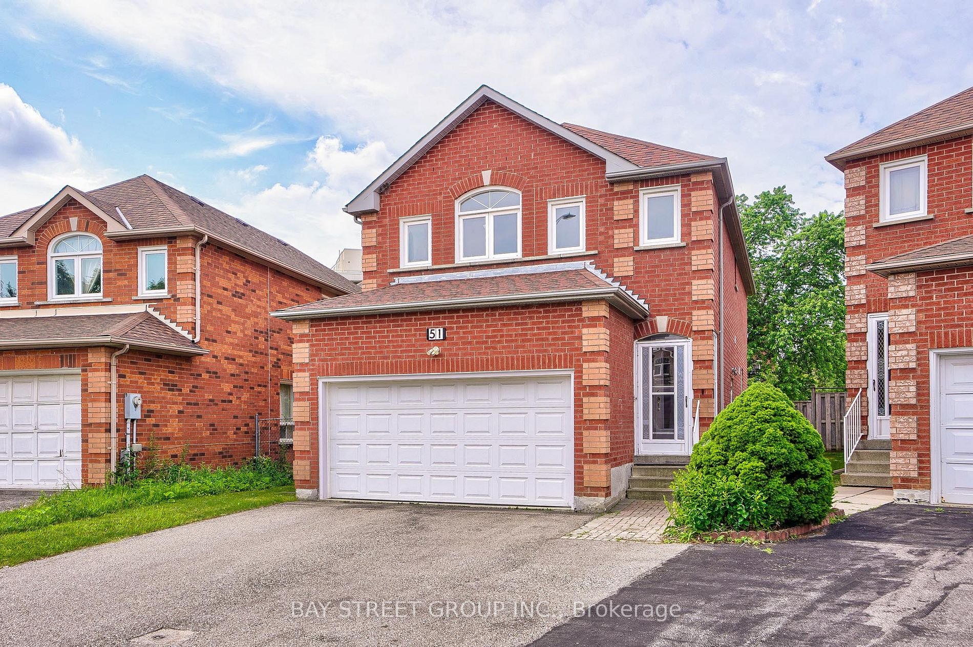 51 Manston Cres