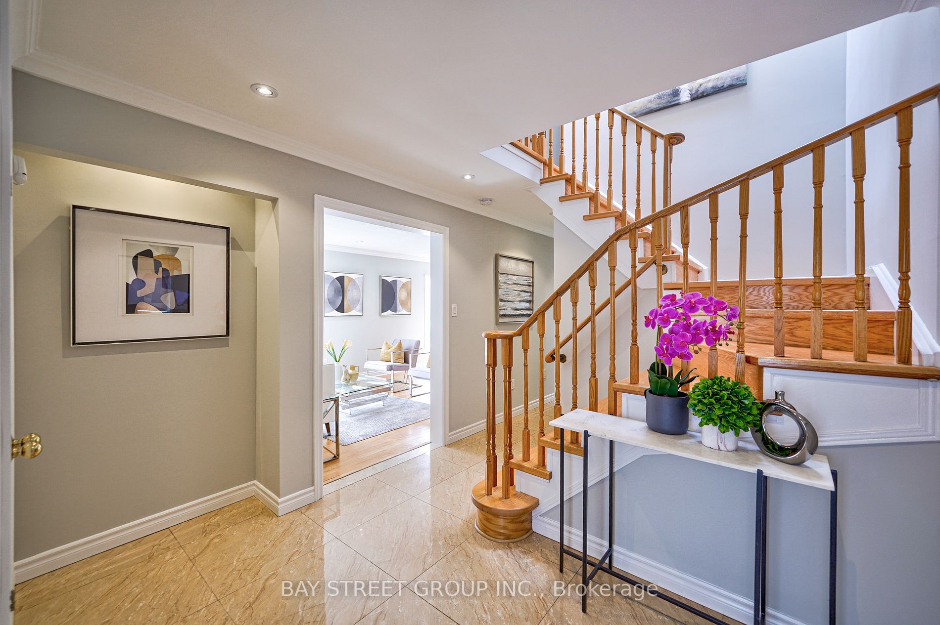 51 Manston Cres
