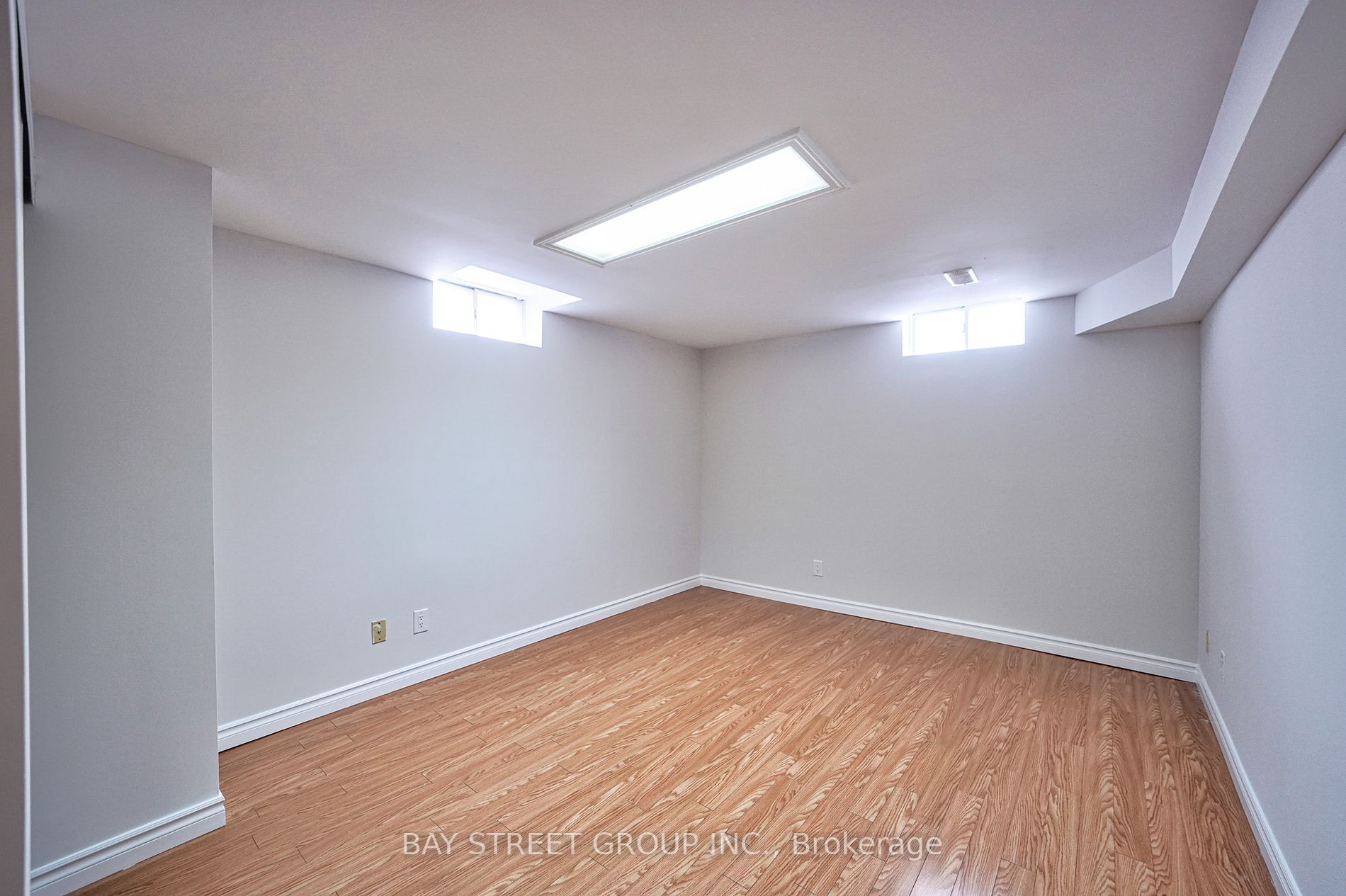 51 Manston Cres